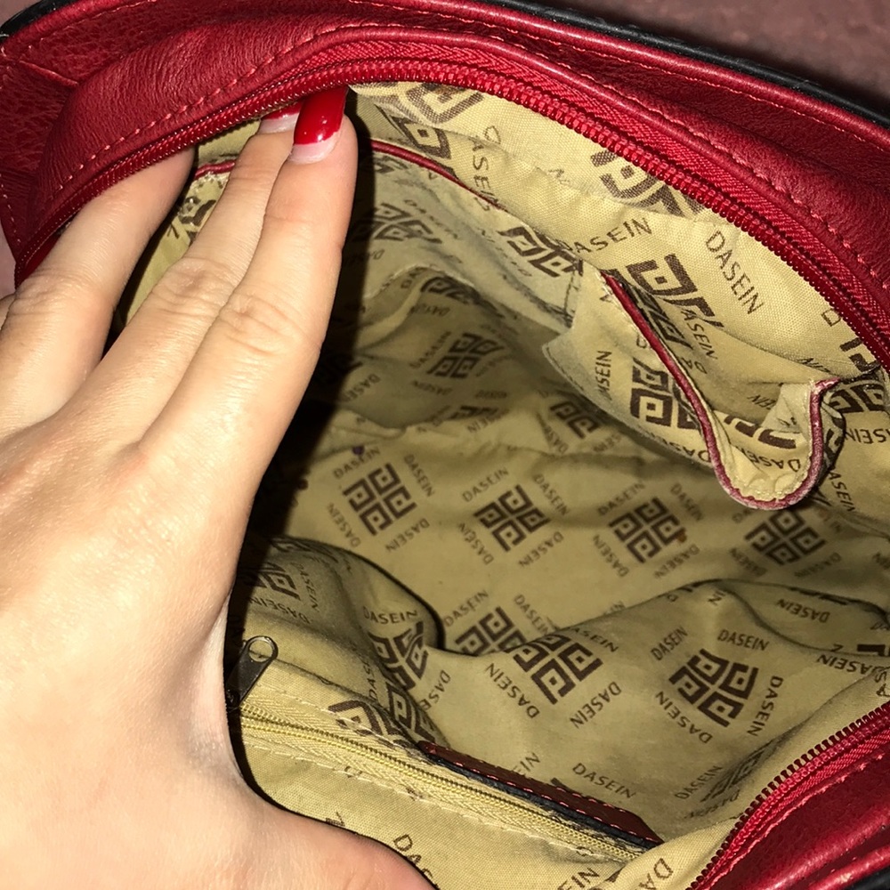 Backpack - Picture 2 of 4